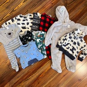 Bundle of Baby Clothes 9-12 Months